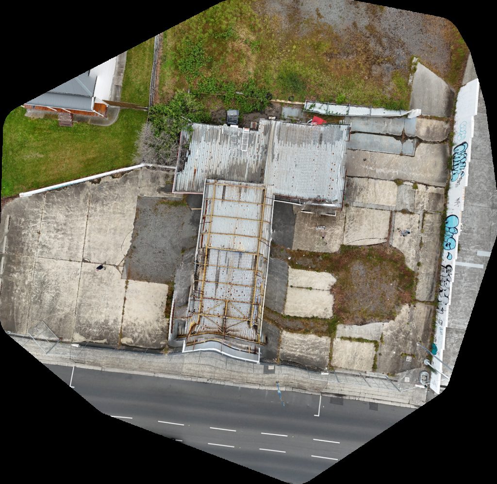 Clarence St before High after