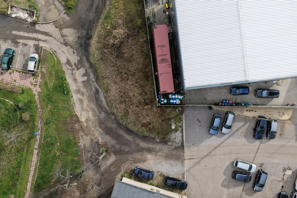 Автосервиз Леки и Товарни SD Angelova Hairdresser