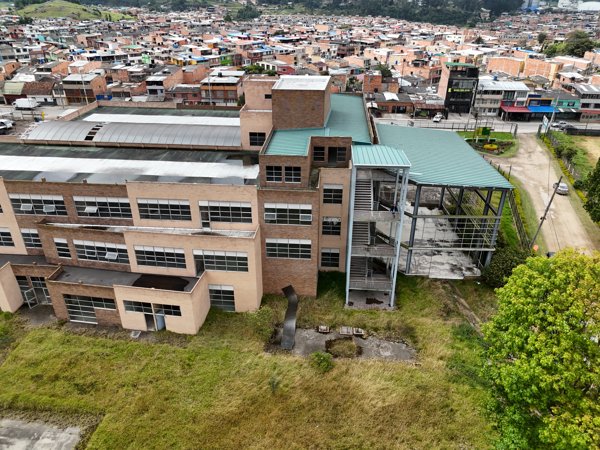 Serviscaner Institución Educativa Municipal La Arboleda Sede Patricia Cifuentes