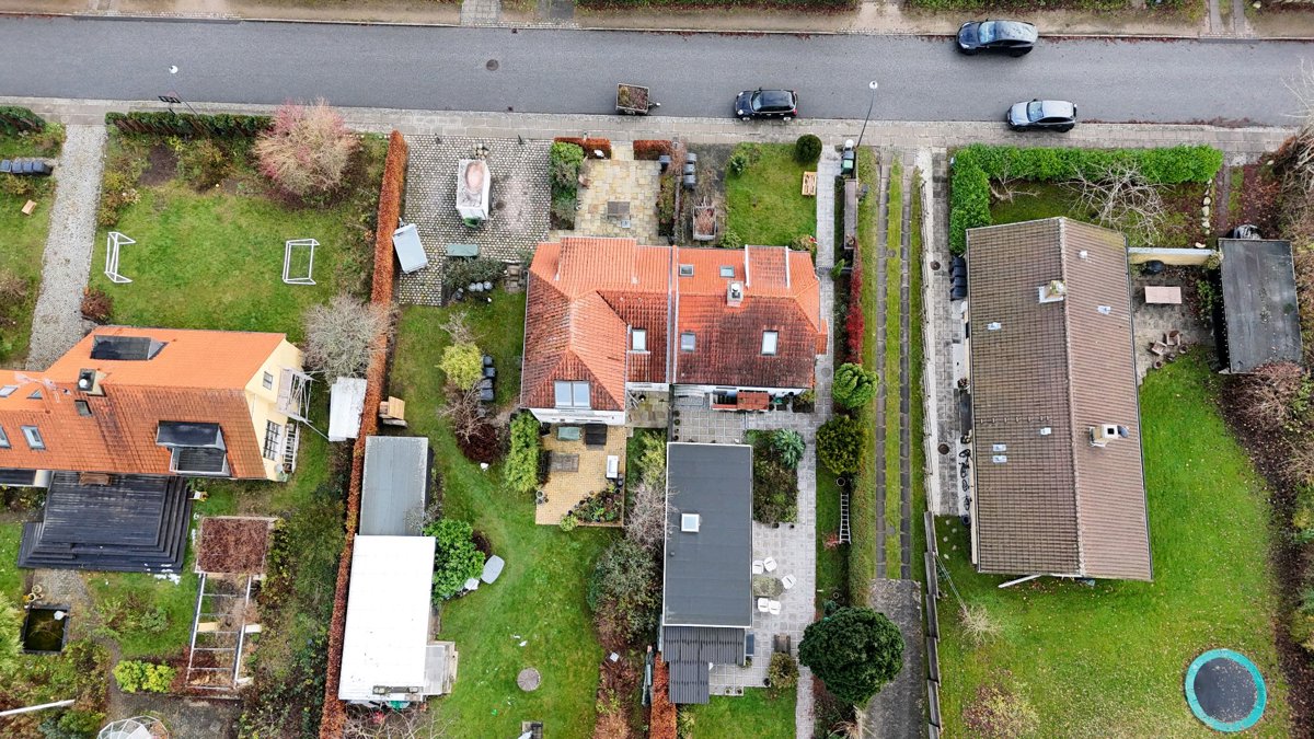 Darringe Byg ApS Speciallæge Niels Ebbehøj