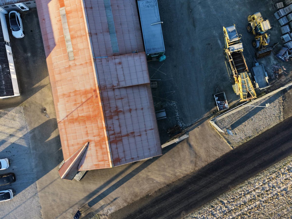 Kolbeck Vikar ApS Nedrivningsaktieselskabet J Jensen A S