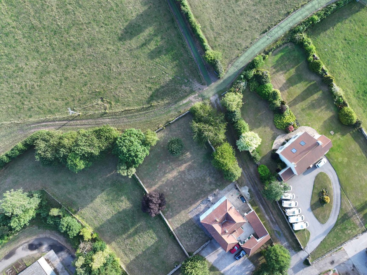 Tweddle J L G Acorn Dairy