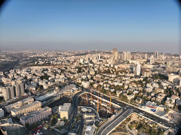 גן ילדים ומגדל דירות Betty s studio