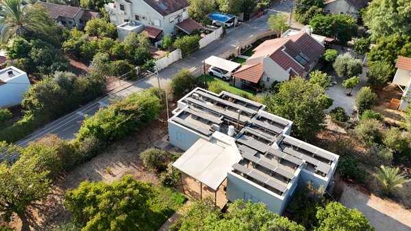 רדלר ש ב שווק 87 בע מ Rachel s cabins