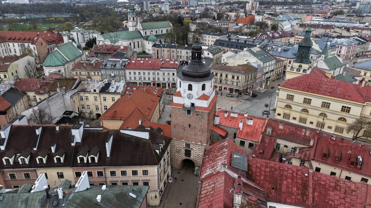 Tablica upamiętniająca gen dyw Gustawa Orlicz Dreszera pamiątkowa Legionów Polskich