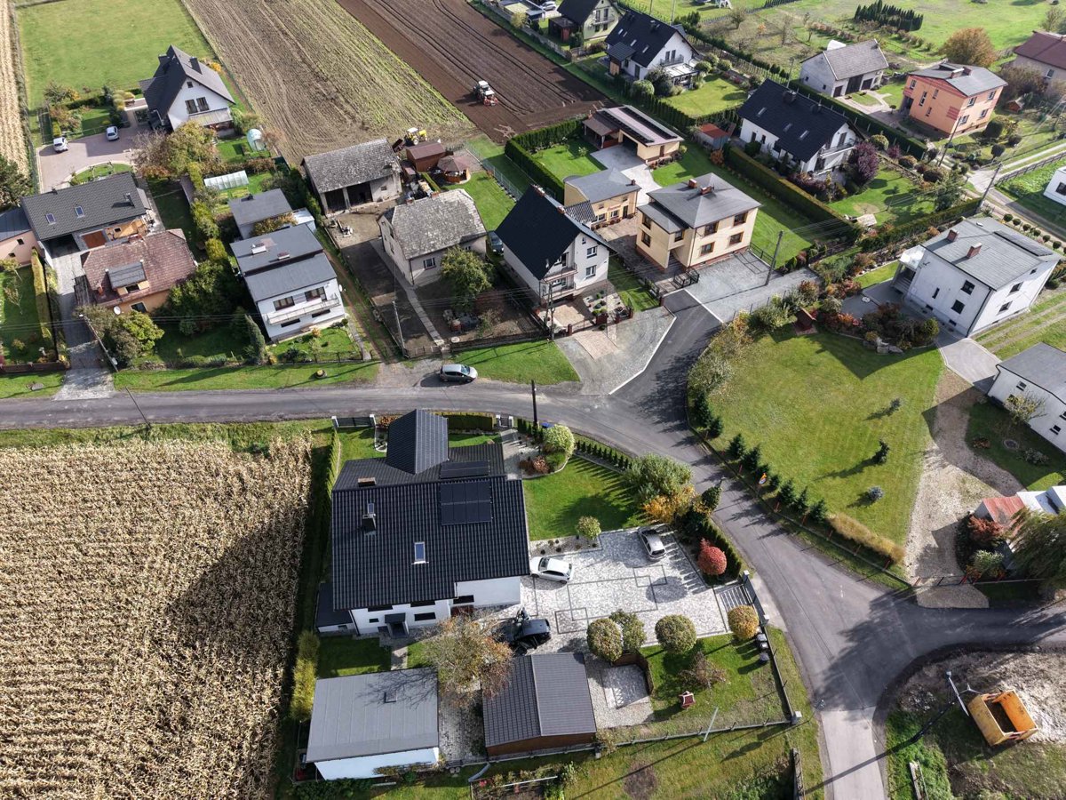 Klapsia Monika Zakład fryzjerski Auto Pionier Serwis warsztat samochodowy mechanik