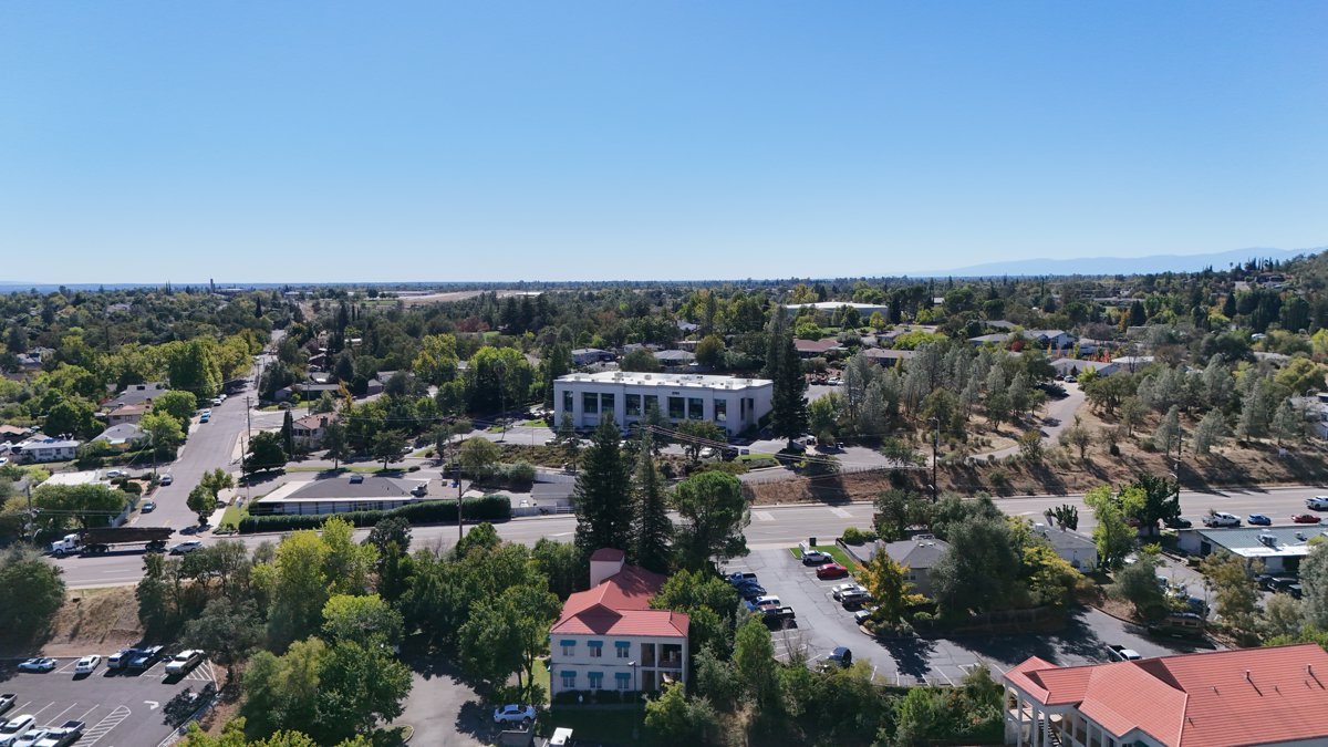 Warreb Yvette Richard A Look Inc