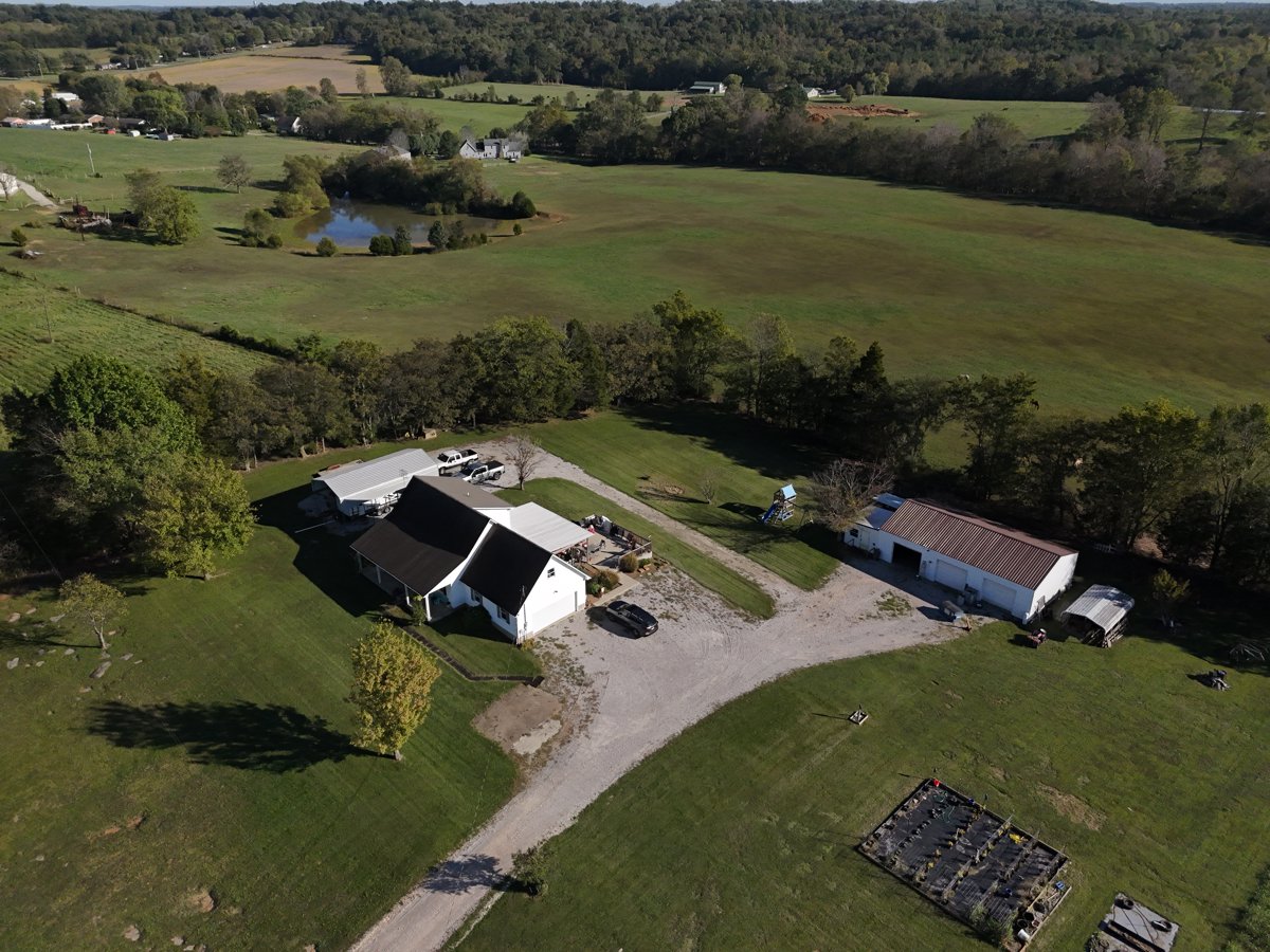 D A Automotive White Welding