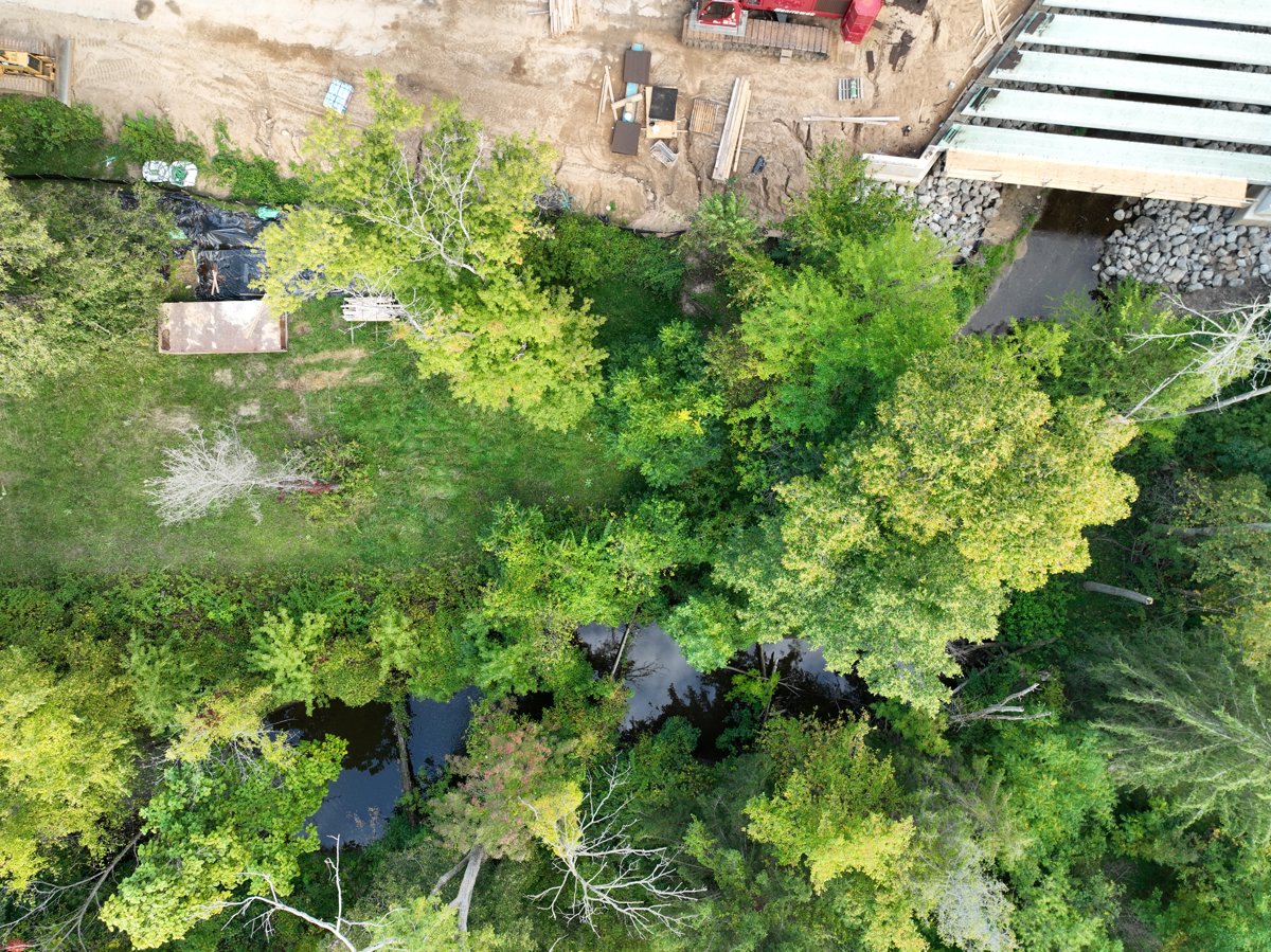 Magnum Bowstrings Crickelwood Court Mobile Home