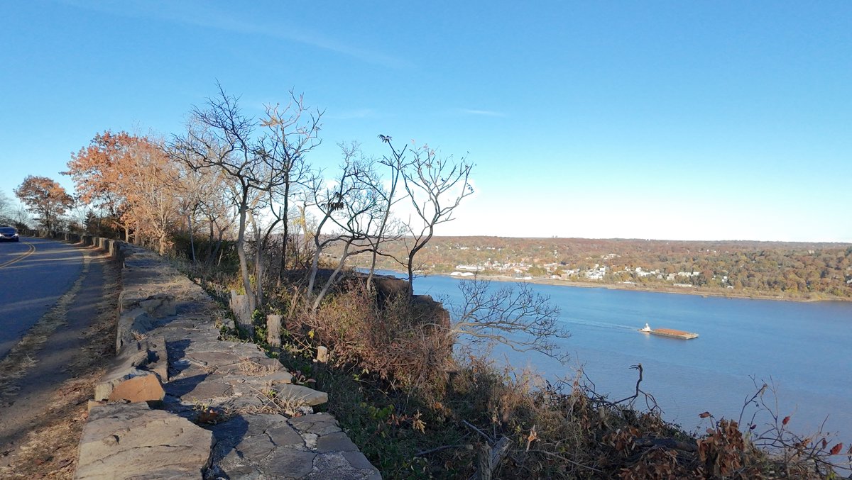 Rock Scramble Trail Head Palisades Interstate Park