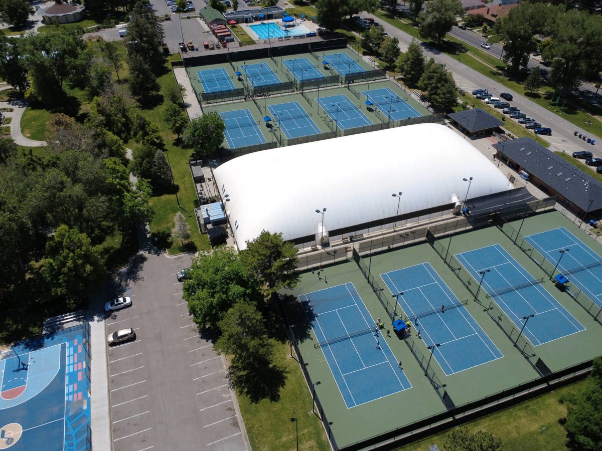 Tennis court 11 10