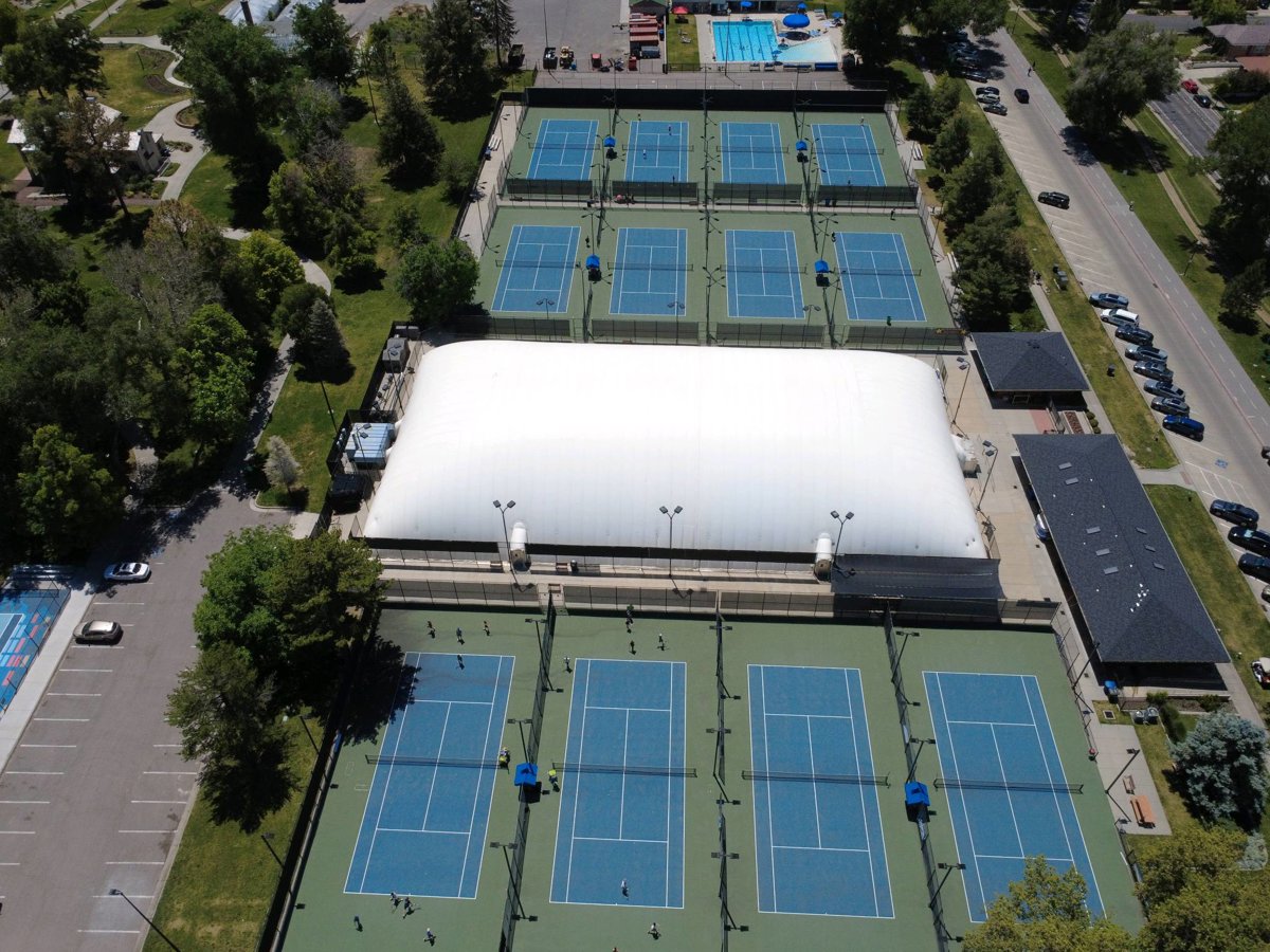 Tennis court 11 10